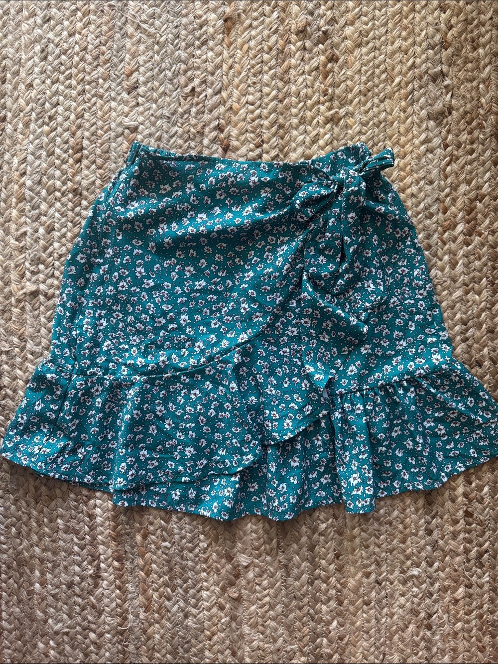 SHEIN Teal Floral Tie-Waist Ruffle Mini Skirt